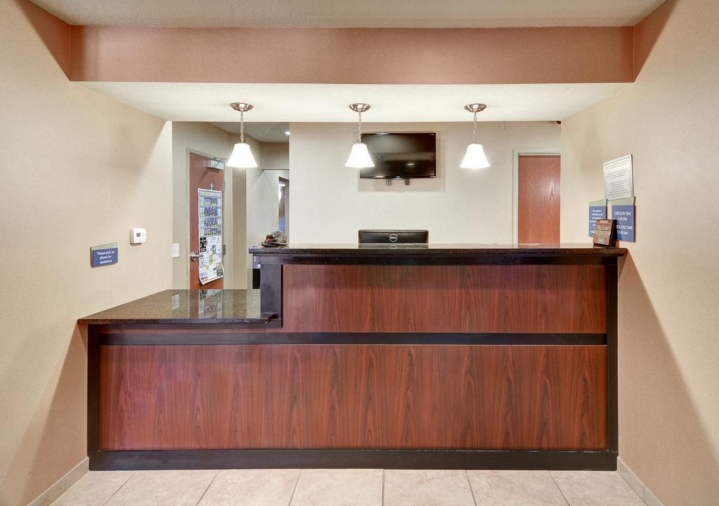 Cobblestone Inn & Suites - Big Lake Exterior foto