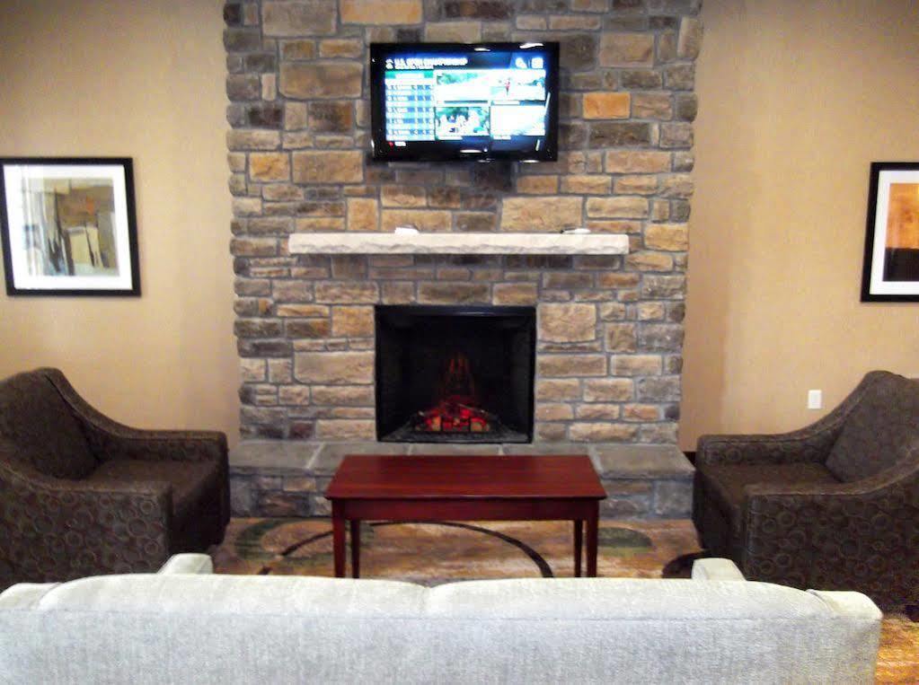 Cobblestone Inn & Suites - Big Lake Exterior foto